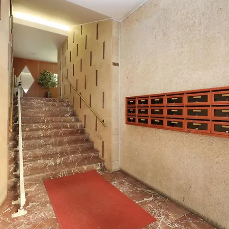 Basilica San Paolo Nuvola EUR Modern apartment-3